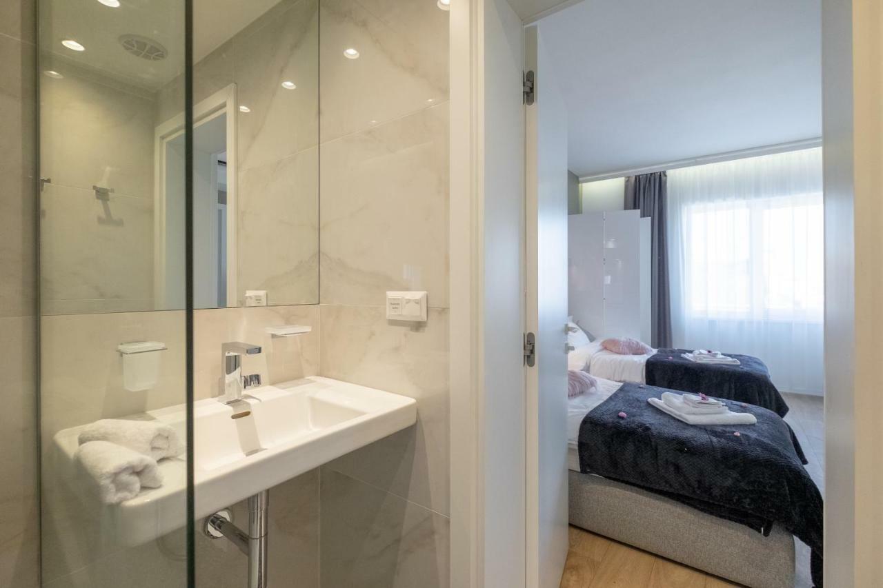 Vitosha Blvd Luxury 2-Bedroom, 2-Bathroom With Balcony Sofie Exteriér fotografie