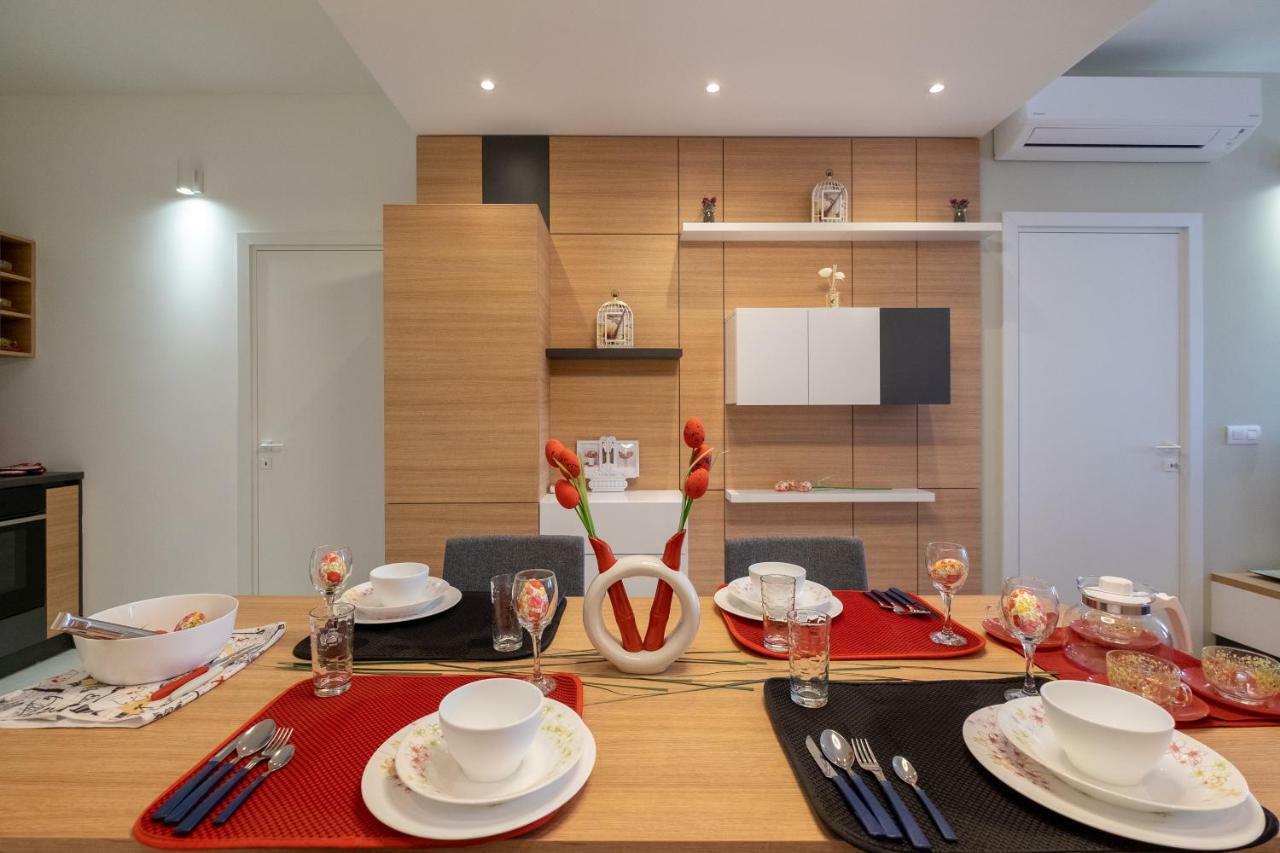 Vitosha Blvd Luxury 2-Bedroom, 2-Bathroom With Balcony Sofie Exteriér fotografie