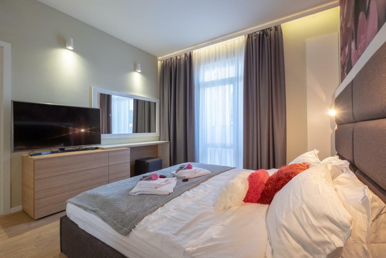 Vitosha Blvd Luxury 2-Bedroom, 2-Bathroom With Balcony Sofie Exteriér fotografie
